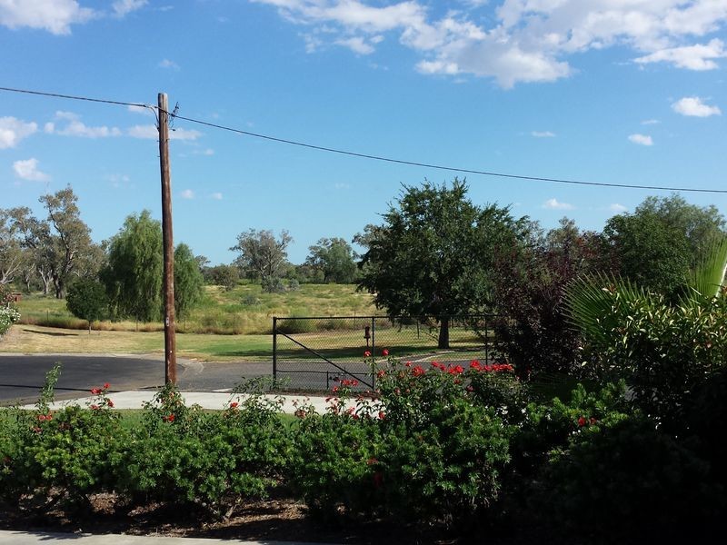 52 Kamilaroi Drive, Moree NSW 2400