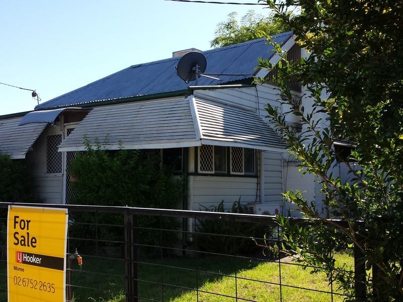 6 Chester Street, Moree NSW 2400