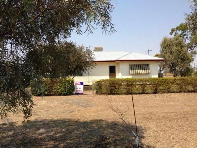 2 Menadool Road, Moree NSW 2400