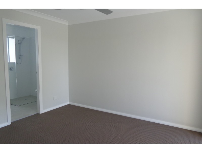 2/345 Chester Street, Moree NSW 2400