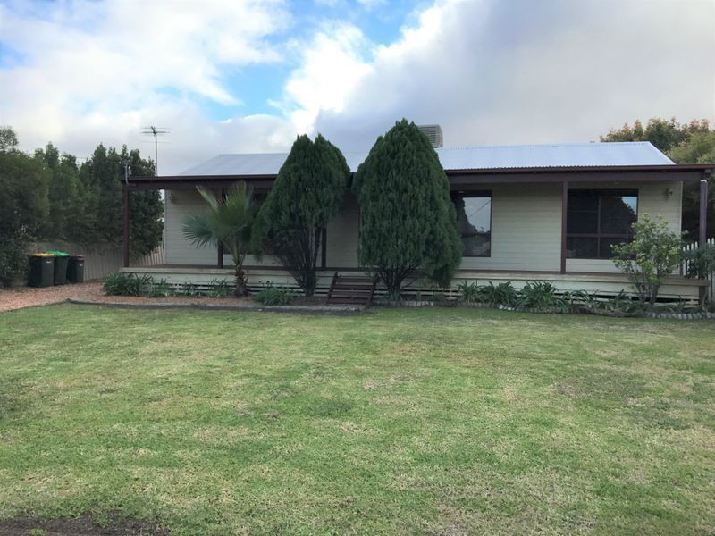 11 Bohenia Crescent, Moree NSW 2400