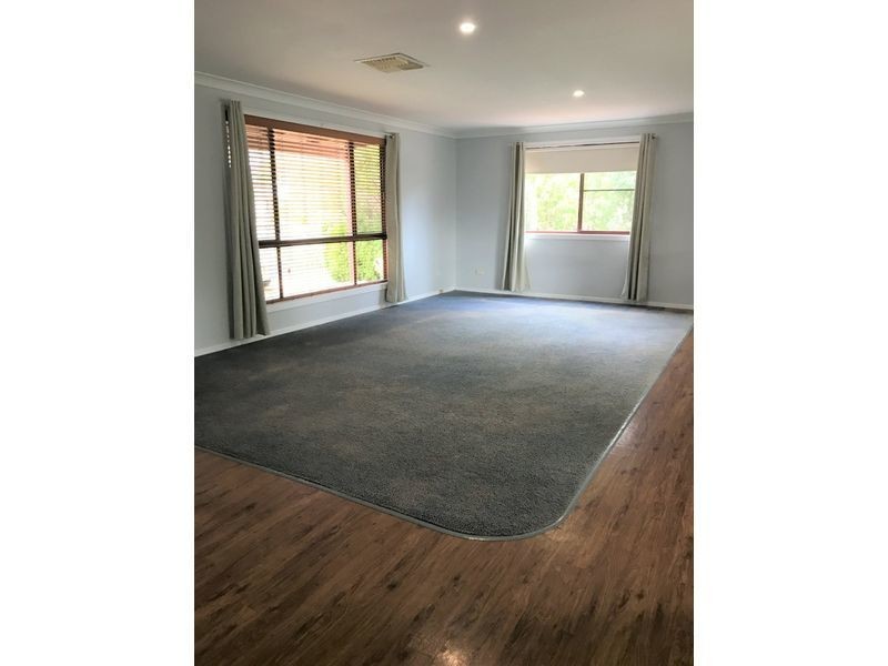 11 Bohenia Crescent, Moree NSW 2400