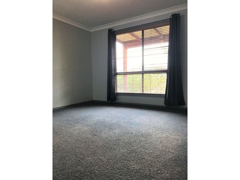 11 Bohenia Crescent, Moree NSW 2400