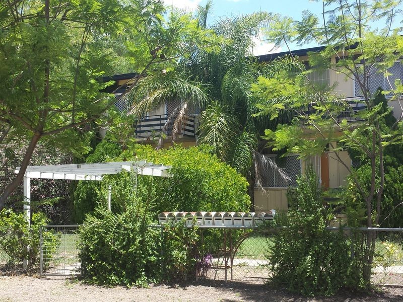 - Oak Street, Moree NSW 2400