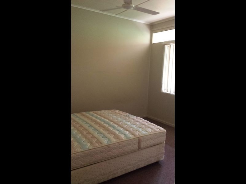 - Oak Street, Moree NSW 2400