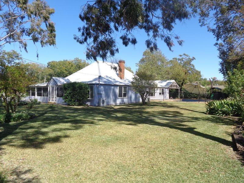 21 Sunnyside Road, Moree NSW 2400
