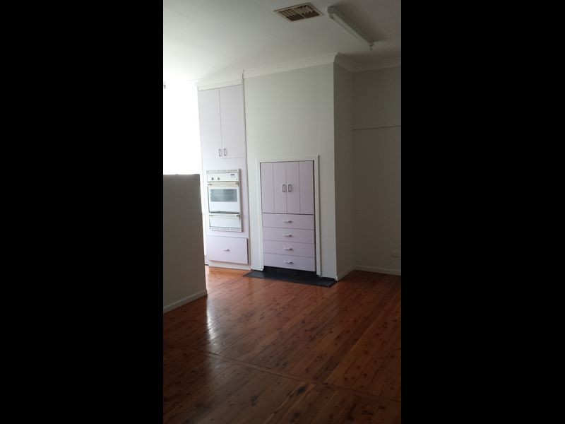 13 Oak Street, Moree NSW 2400