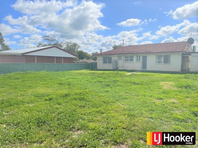 19 Wattle Crescent, Moree NSW 2400