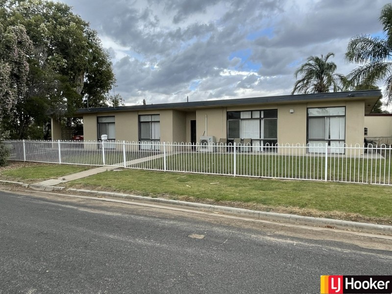 8 Delander Crescent, Moree NSW 2400