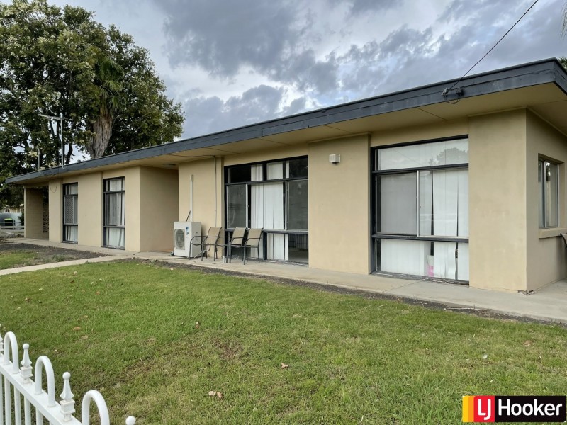 8 Delander Crescent, Moree NSW 2400
