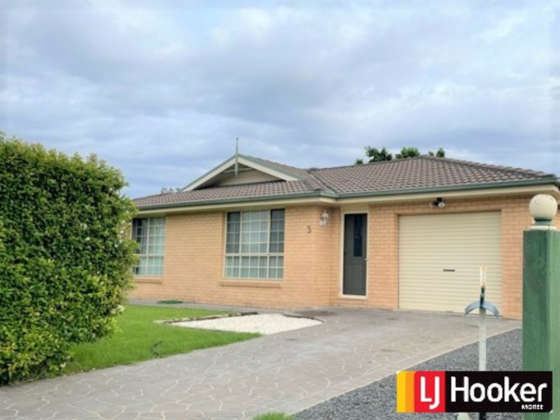3 Rosewood Close, Moree NSW 2400