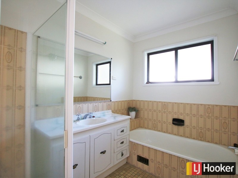 7 Hassell Street, Moree NSW 2400