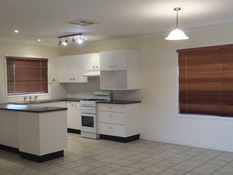 13 Bohenia Crescent, Moree NSW 2400