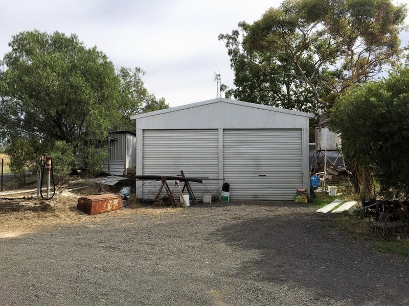 35 Railway Parade, Gravesend NSW 2401