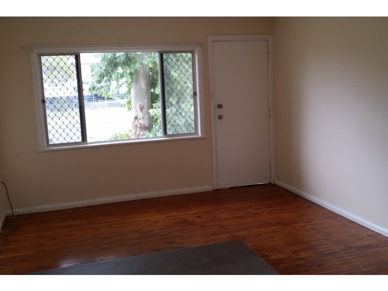2/4 Condor Crescent, Moree NSW 2400