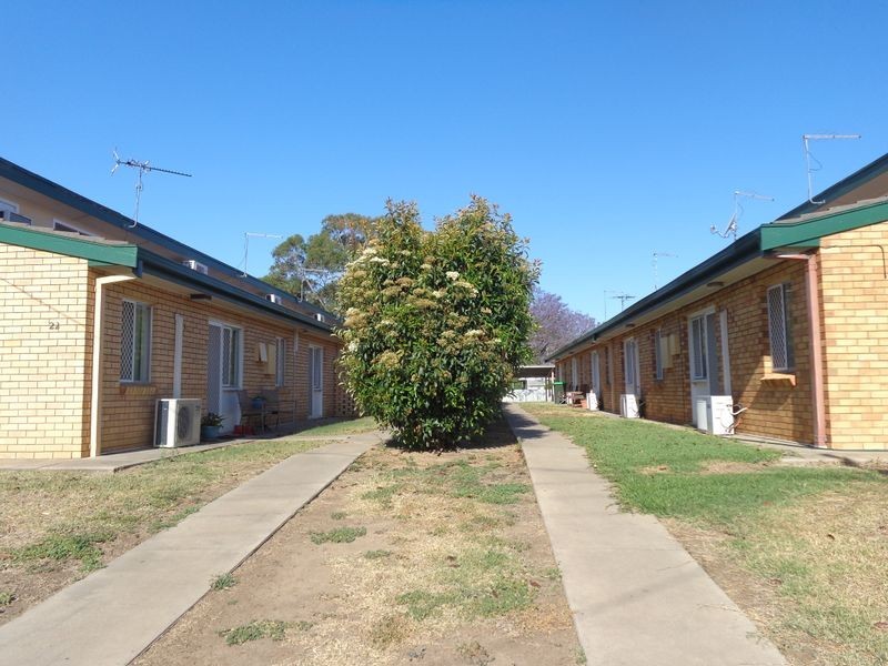 2/24 Belgravia Street, Moree NSW 2400