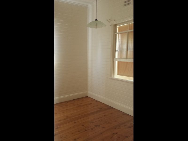 27 Oak Street, Moree NSW 2400