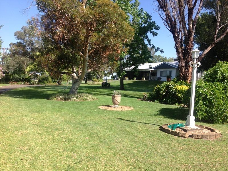 Sharonvale Newell Highway, Moree NSW 2400