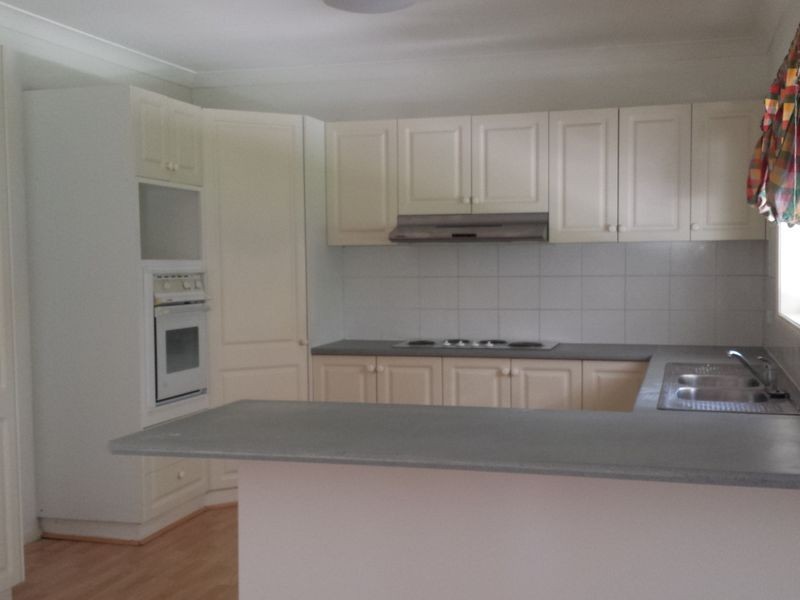 11 Loren Avenue, Moree NSW 2400