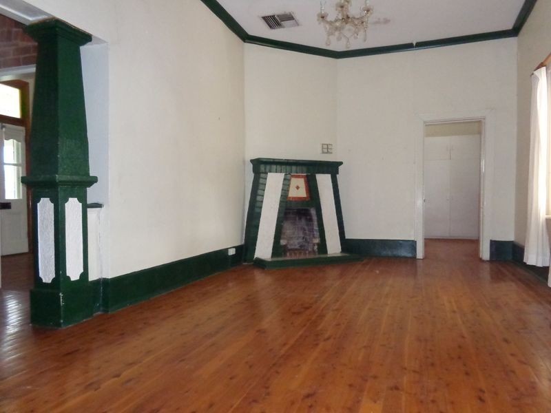 32 MacKenzie Street, Moree NSW 2400