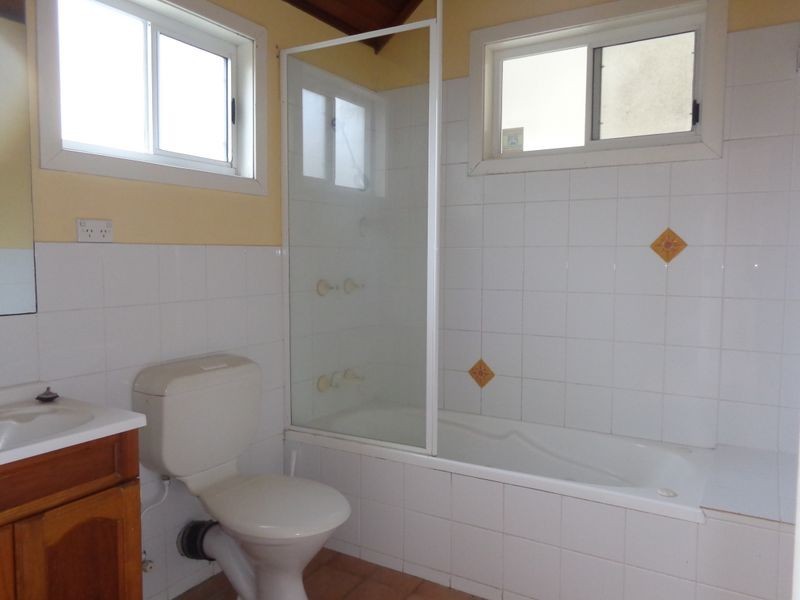 32 MacKenzie Street, Moree NSW 2400