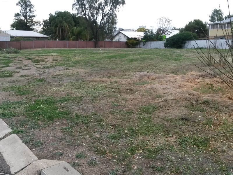 8 Donald Lane, Moree NSW 2400