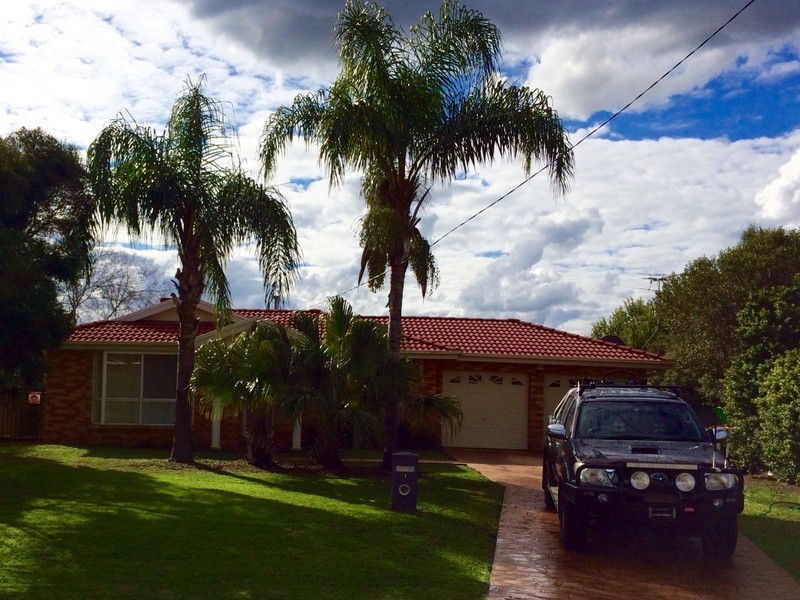 1 Rosewood Close, Moree NSW 2400