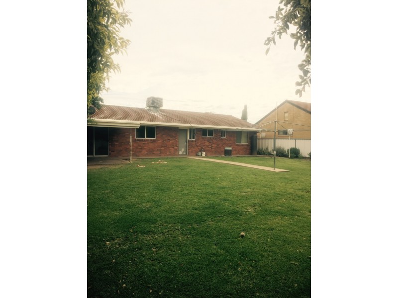 3 Cummins Avenue, Moree NSW 2400