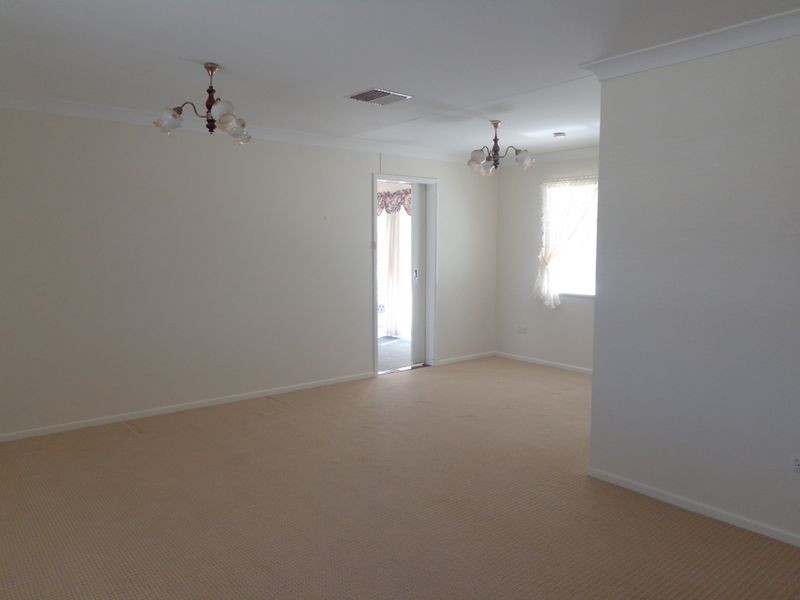 4 Cummins Avenue, Moree NSW 2400