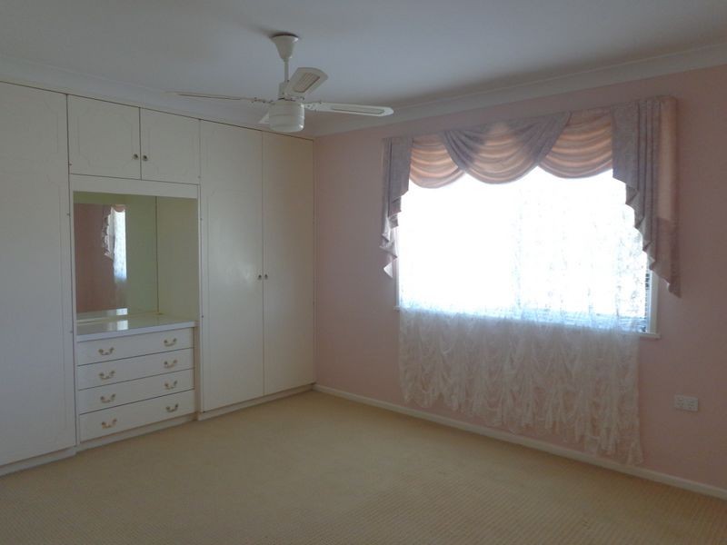 4 Cummins Avenue, Moree NSW 2400