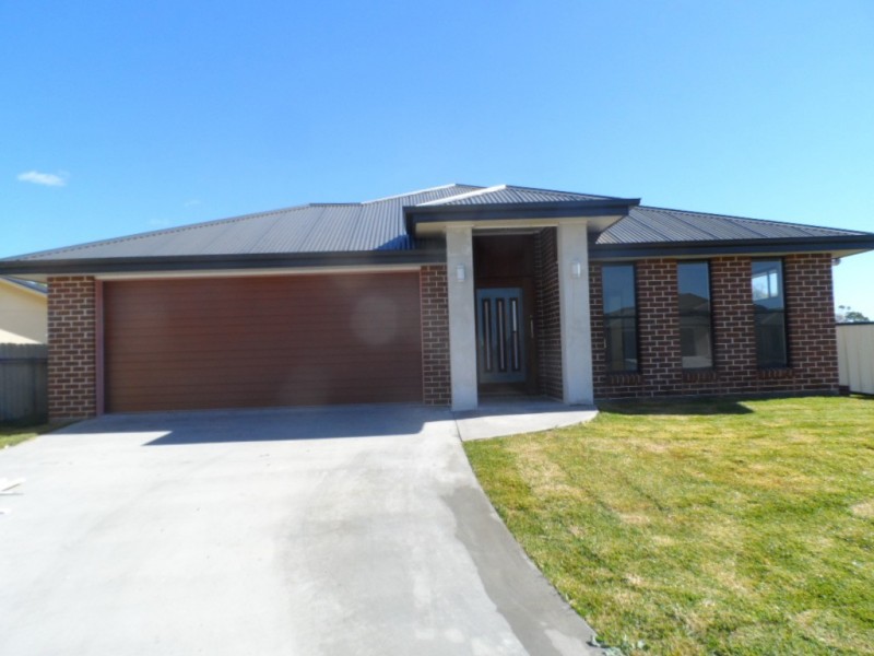 37 Bohenia Crescent, Moree NSW 2400