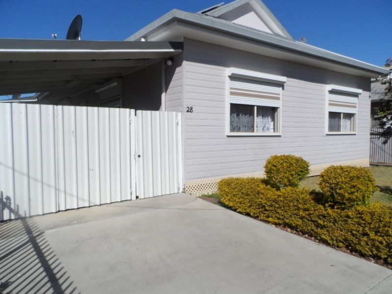 28 Dover Street, Moree NSW 2400