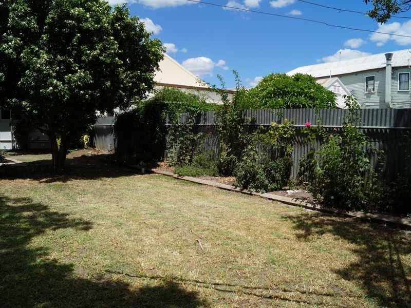 2/335 Gosport Street, Moree NSW 2400