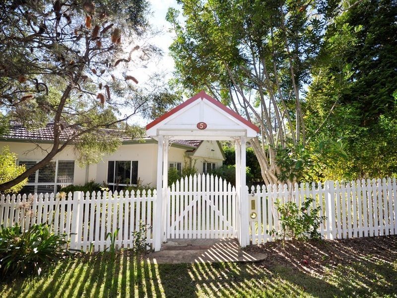 5 Yarrara Road, Pymble NSW 2073