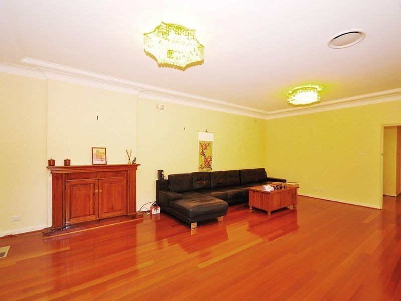 5 Yarrara Road, Pymble NSW 2073