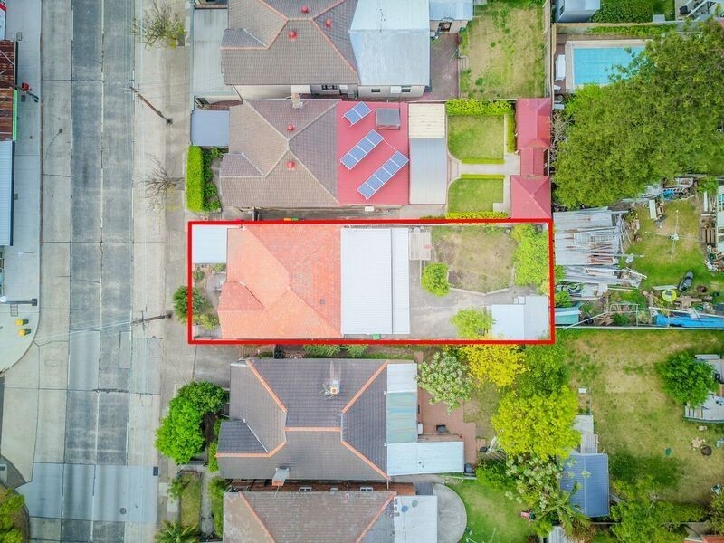 123 Lyons Road, Drummoyne NSW 2047