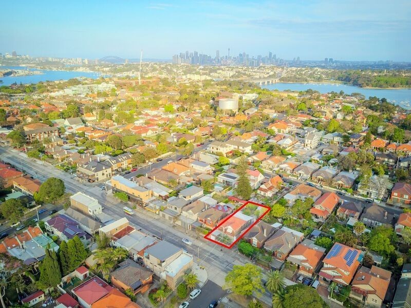 123 Lyons Road, Drummoyne NSW 2047