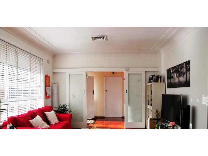 216 North Road, Eastwood NSW 2122