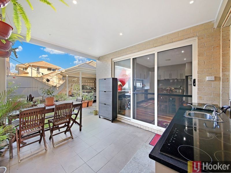 83 Birchgrove Cre, Eastwood NSW 2122