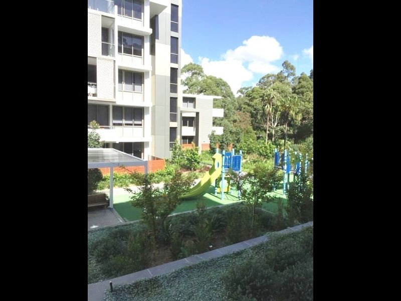 18 Epping Park Drive, Epping NSW 2121