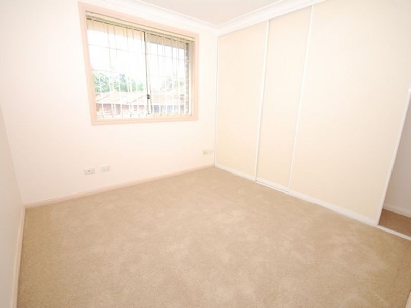 9/11 Wyoming Avenue, Oatlands NSW 2117