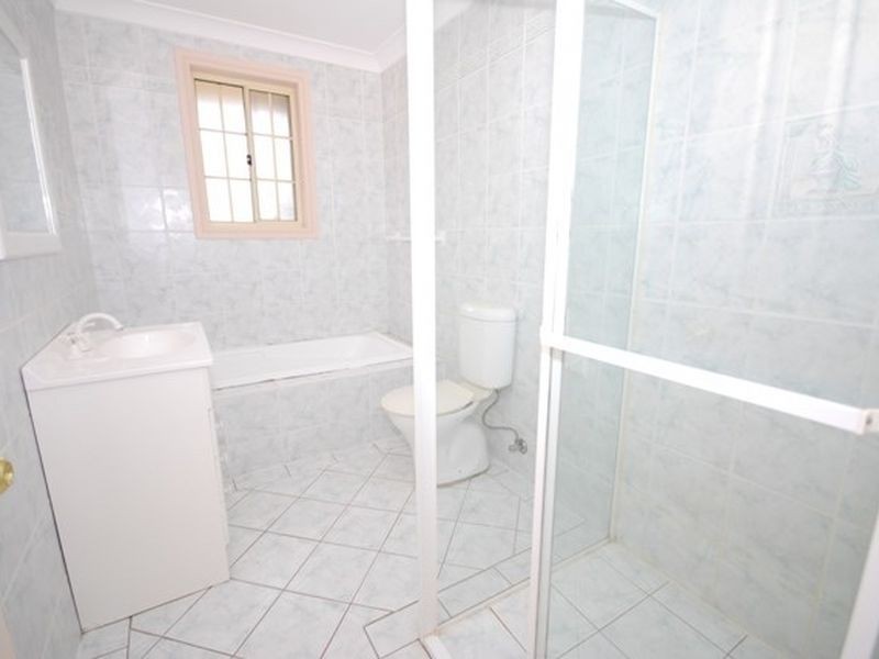 9/11 Wyoming Avenue, Oatlands NSW 2117