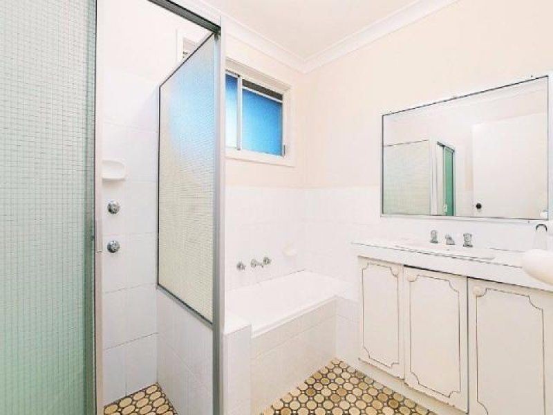 10 Paxton Crescent, Cherrybrook NSW 2126