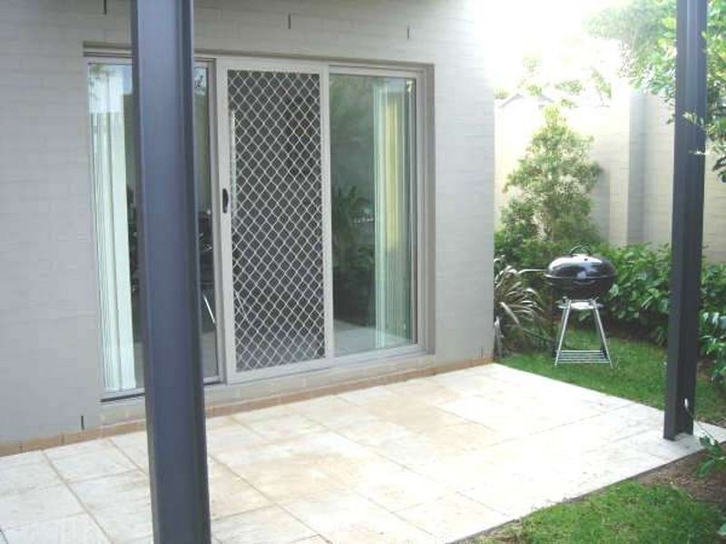 2 Charlton Ave, Newington NSW 2127