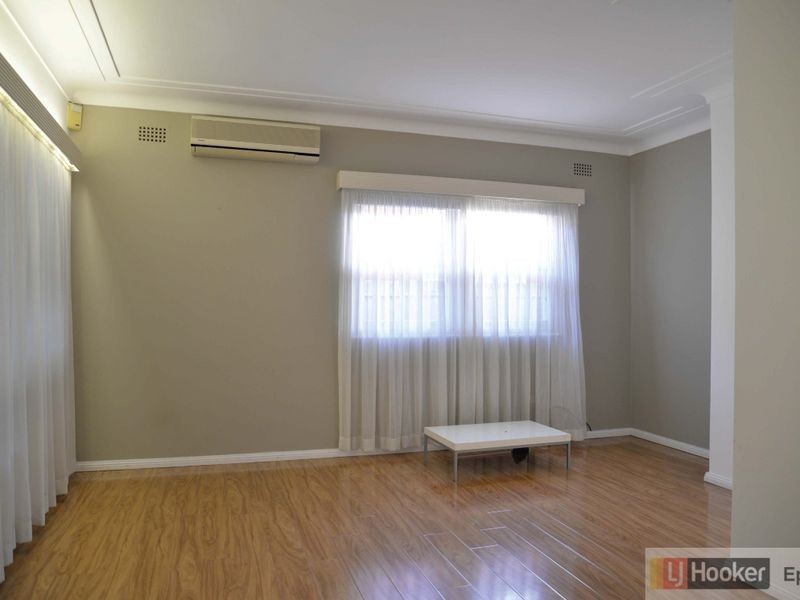 12 Longview St, Eastwood NSW 2122