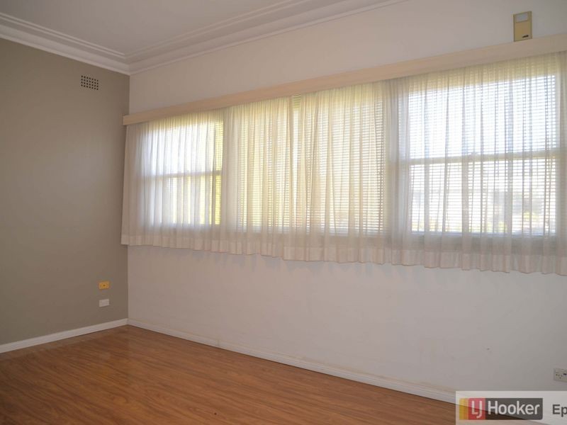 12 Longview St, Eastwood NSW 2122