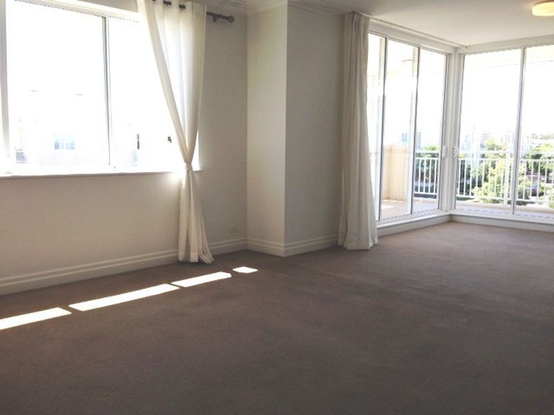 302/10 Peninsula Drive, Breakfast Point NSW 2137