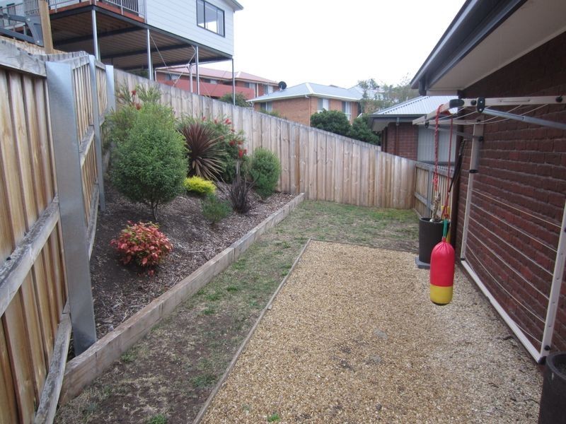 Claremont TAS 7011
