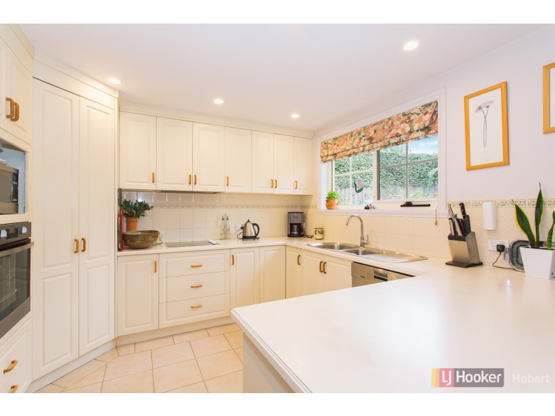 5 & 7 Lasswade Avenue, Sandy Bay TAS 7005