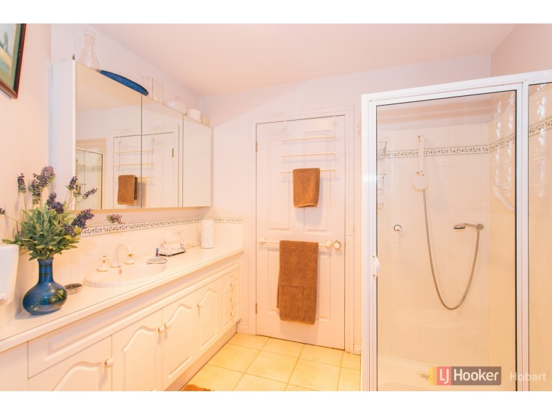 5 & 7 Lasswade Avenue, Sandy Bay TAS 7005